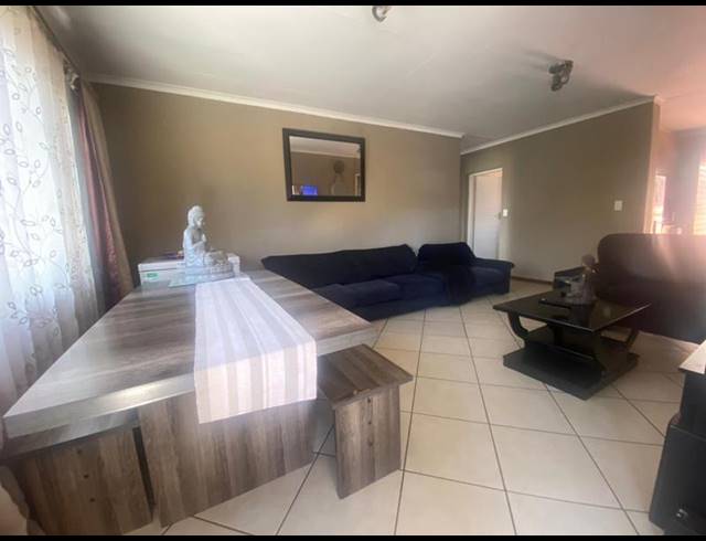 3 BEDROOM CLUSTER FOR SALE IN SAGEWOOD